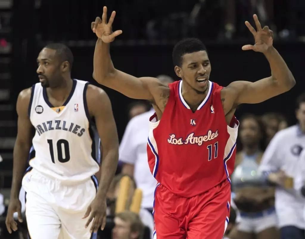 这一刻，谁是真正的领袖？（此刻，谁才是名副其实的领导者？）