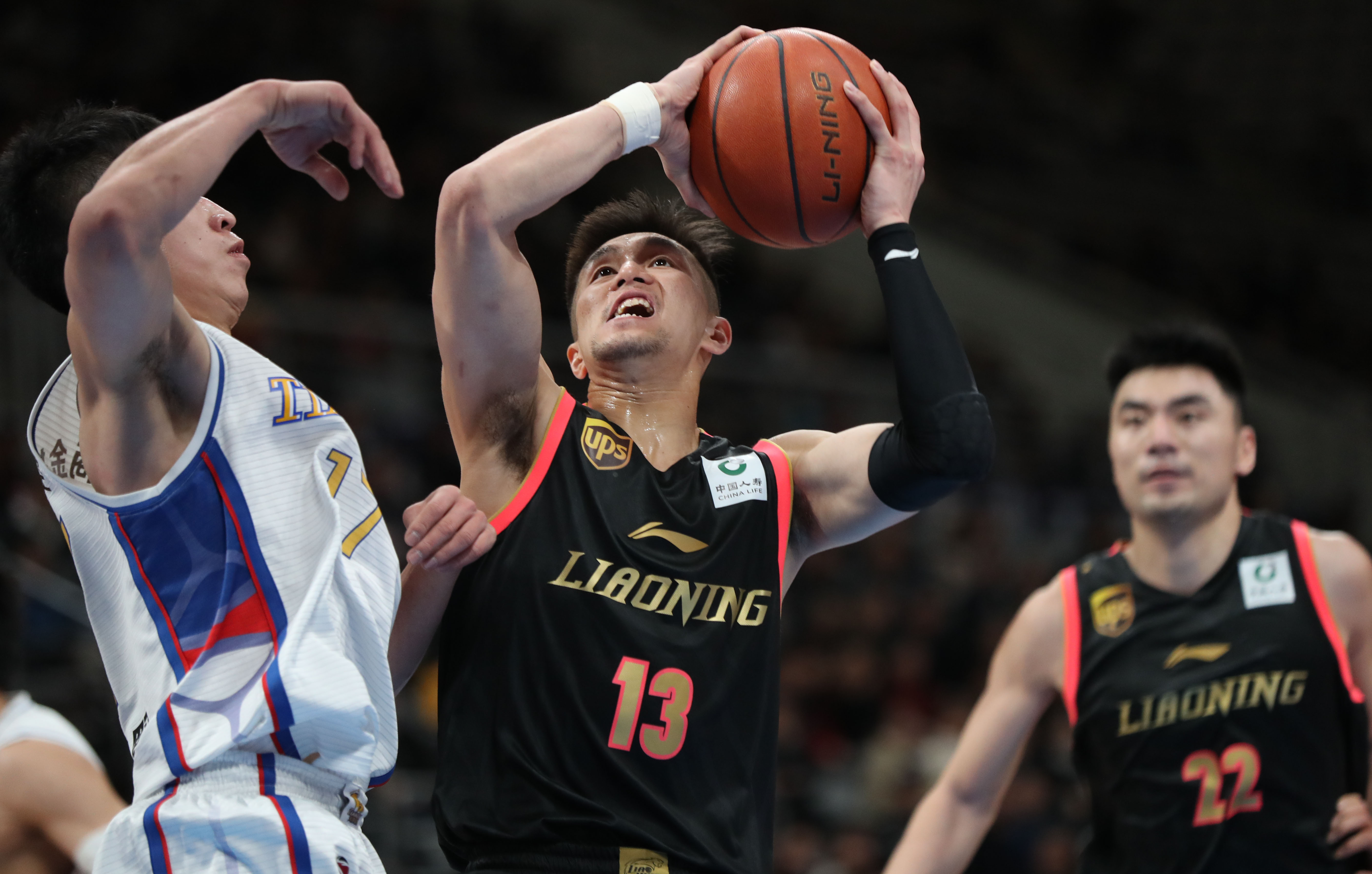 意大利11月名单：多纳鲁马领衔，里奇、斯卡马卡、早安哥回归（意大利11月大名单出炉：多纳鲁马领衔，里奇、斯卡马卡与“早安哥”重返阵容）