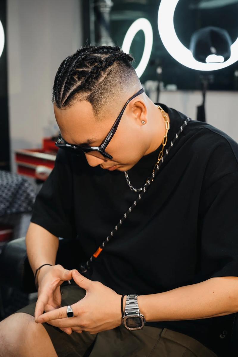 加斯佩里尼谈被罚下：我是正常的抗议动作，可能四官想成焦点（加斯佩里尼谈红牌：我只是正常抗议，或第四官员想抢镜）