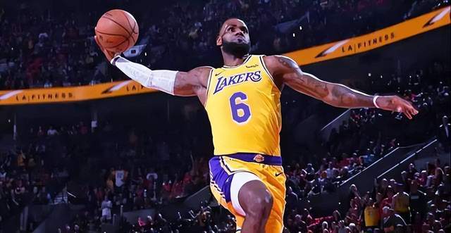 董路：足协准备在4个国家设置球员海外中心，类似鲁能巴西基地（董路：足协计划在四国设立海外球员中心，参照鲁能巴西基地）