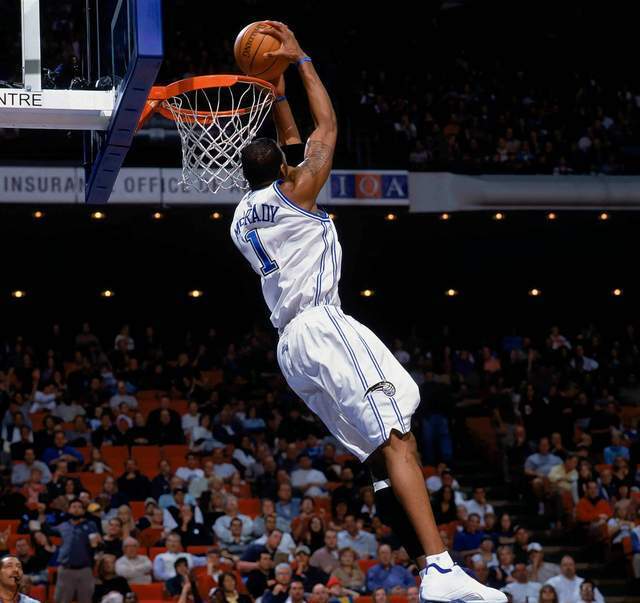 湖人詹姆斯全场30+球队获胜（詹姆斯砍下30+助湖人取胜）