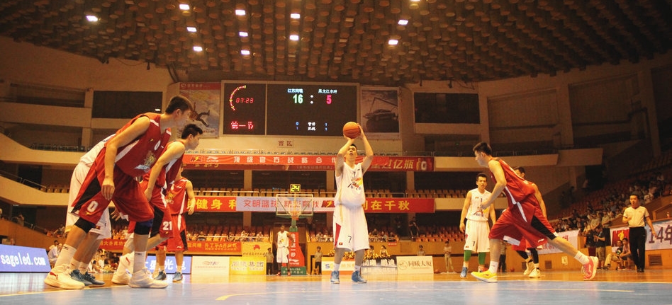 苏亚雷斯：我刚去巴萨时梅西的马黛茶泡得很“差劲”（苏亚雷斯：刚加盟巴萨时，梅西的马黛茶手艺不太行）