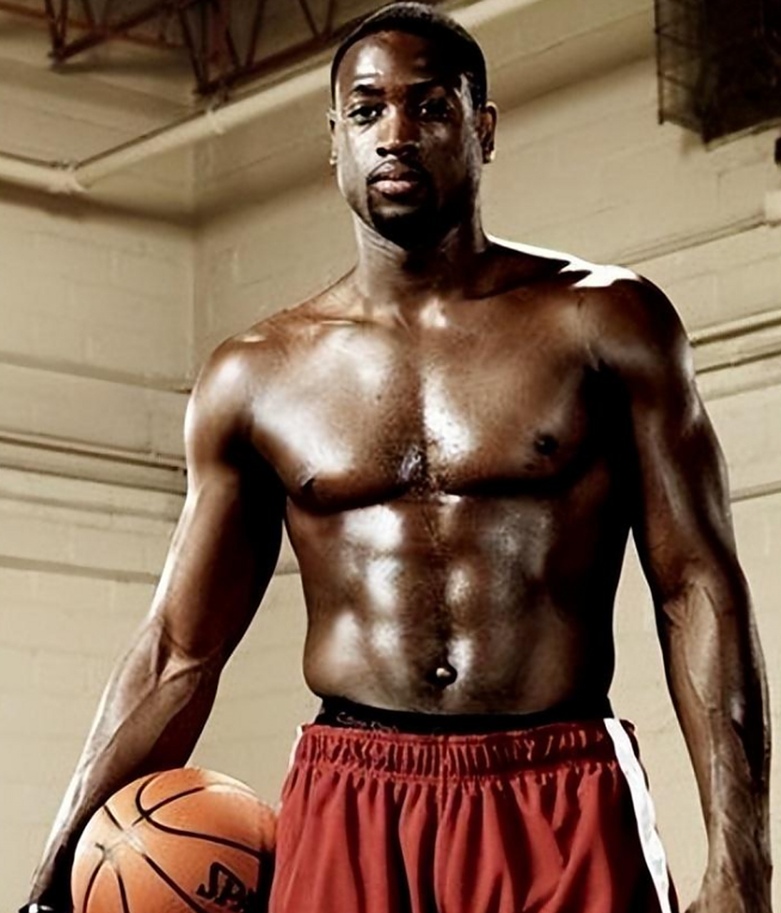 意媒：国米可以启用青训小将卡马特，以应对邓弗里斯伤缺情况（意媒：邓弗里斯伤缺，国米或提拔青训新星卡马特顶替）